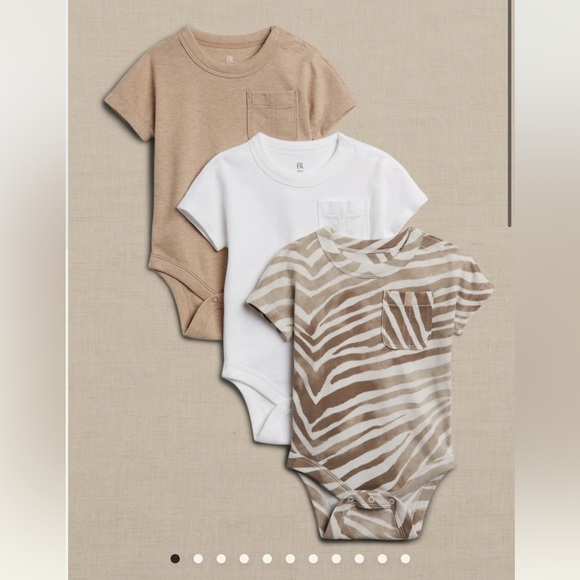 Banana Republic- SUPIMA® SHORT-SLEEVE BODYSUIT 3-PACK FOR BABY - EUC - 3-6mos - Picture 2 of 4
